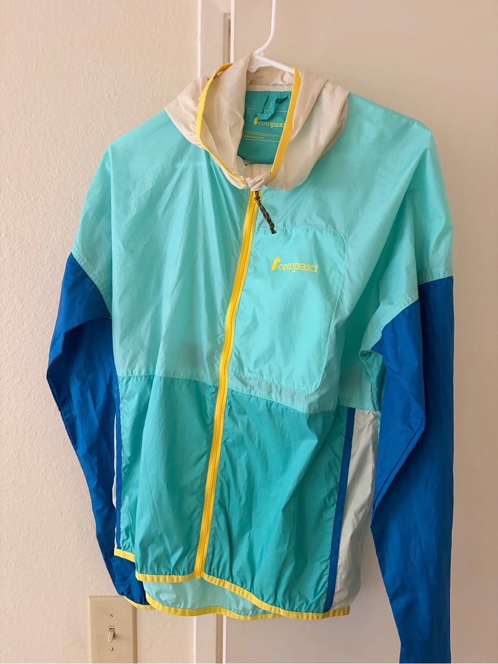 Cotopaxi Teal & Blue Lightweight Windbreaker Jacket